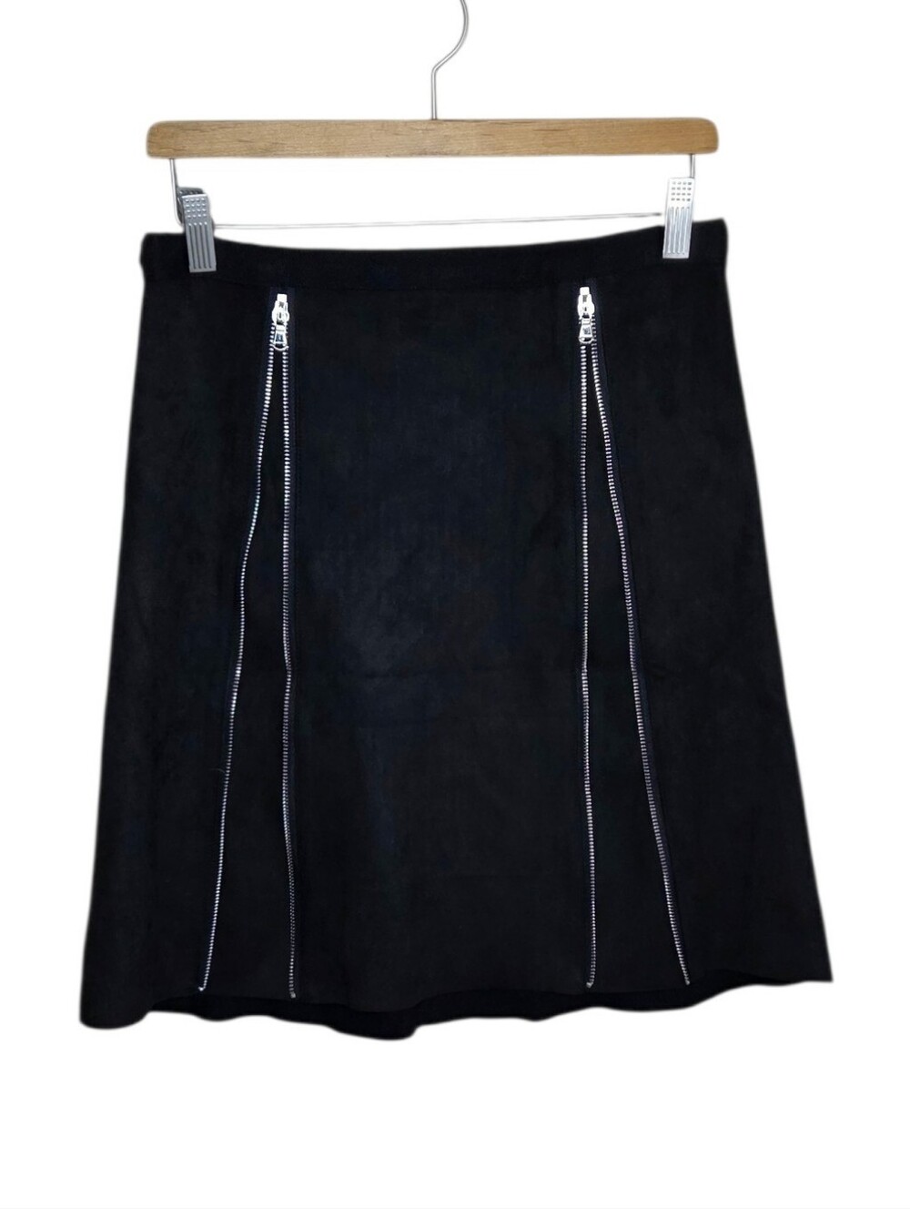 Milano Black Faux Suede Front A-Line Zipper Skirt Size Medium Edgy Office